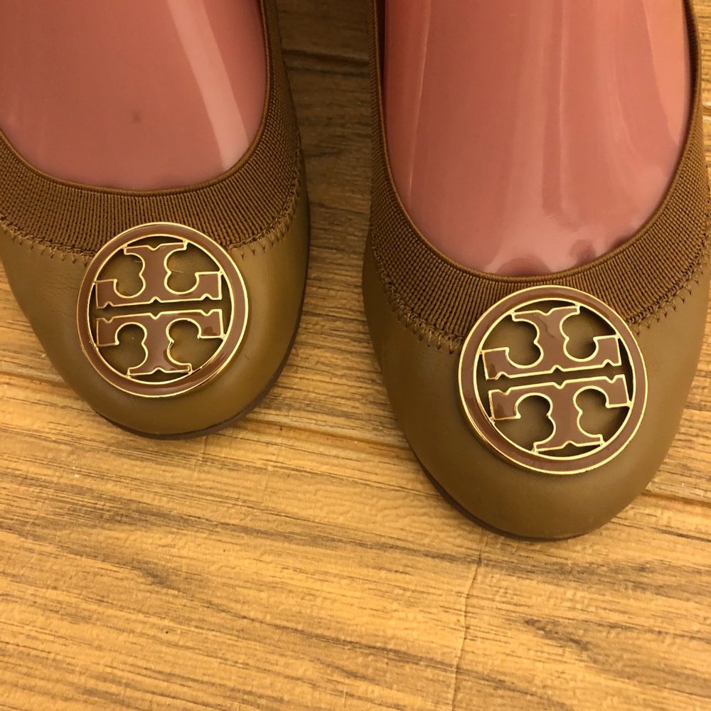 Tory Burch Caroline Wedge heeled slip on leather, 7 - Picture 6 of 14